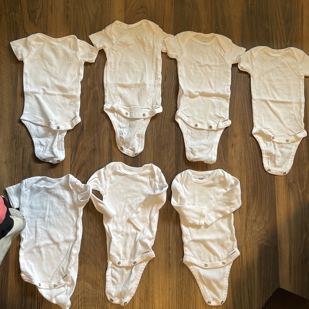 Set of 7 Gerber white bodysuits SS AND LS